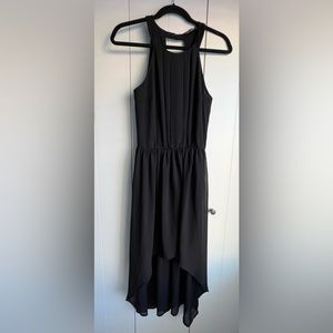Flowy High-Low Dress | Black | M